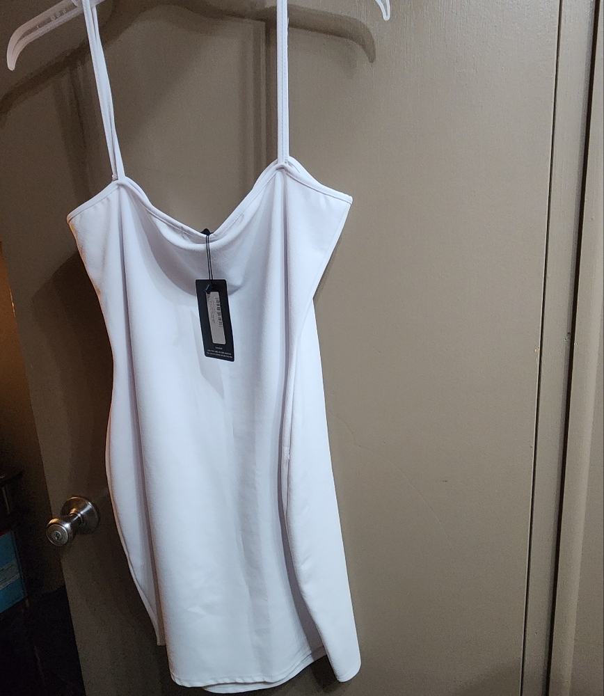 Pretty little thing white dress 2x/22
